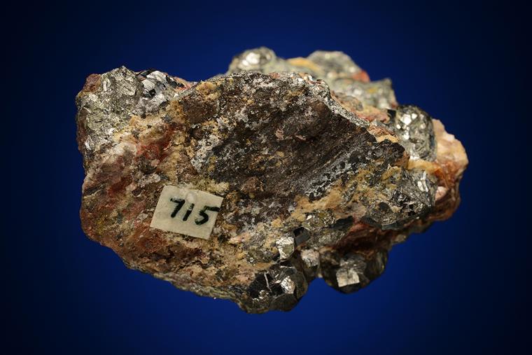 NICKELSKUTTERUDITE var. Chloanthite